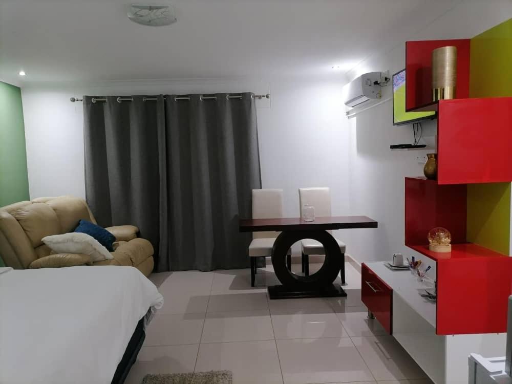 Royal Guesthouse Opuwo المظهر الخارجي الصورة